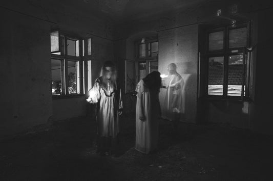 Understanding Hauntings: Deciphering the Paranormal - Unexplored Realms